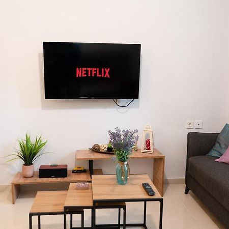 Kristi Central Home Янина Екстериор снимка