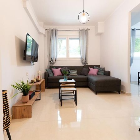 Kristi Central Home Янина Екстериор снимка